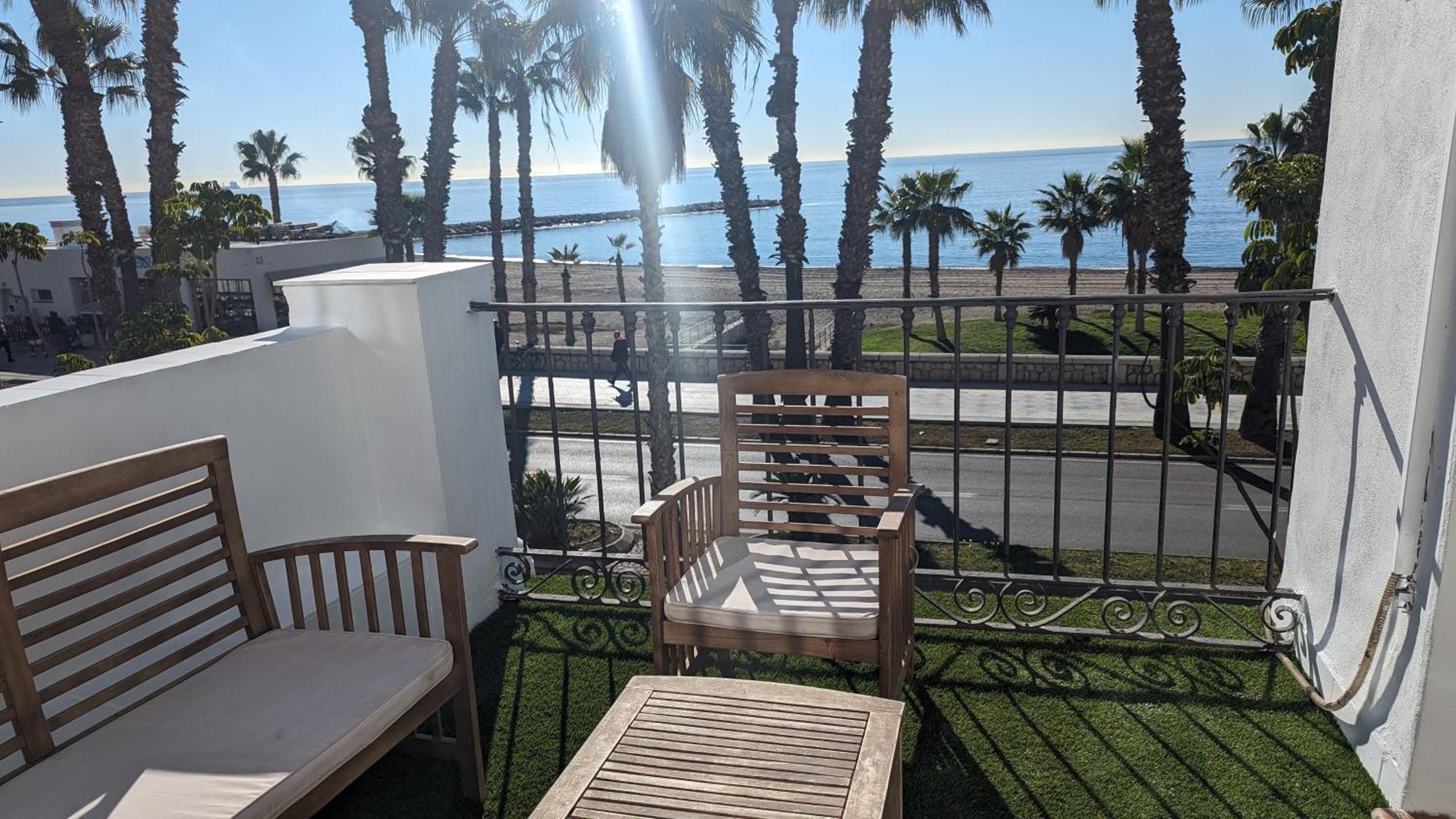Apartamento Con Encanto En Primera Linea De Playa Malaga Zewnętrze zdjęcie