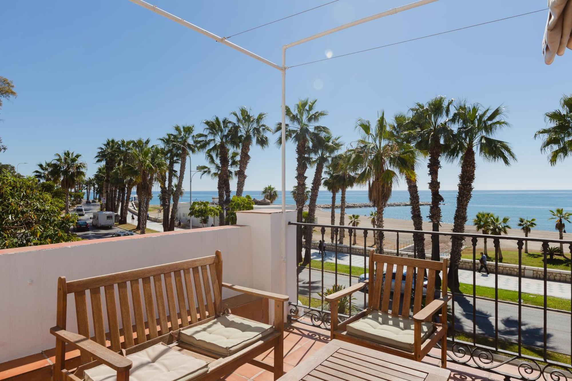 Apartamento Con Encanto En Primera Linea De Playa Malaga Zewnętrze zdjęcie
