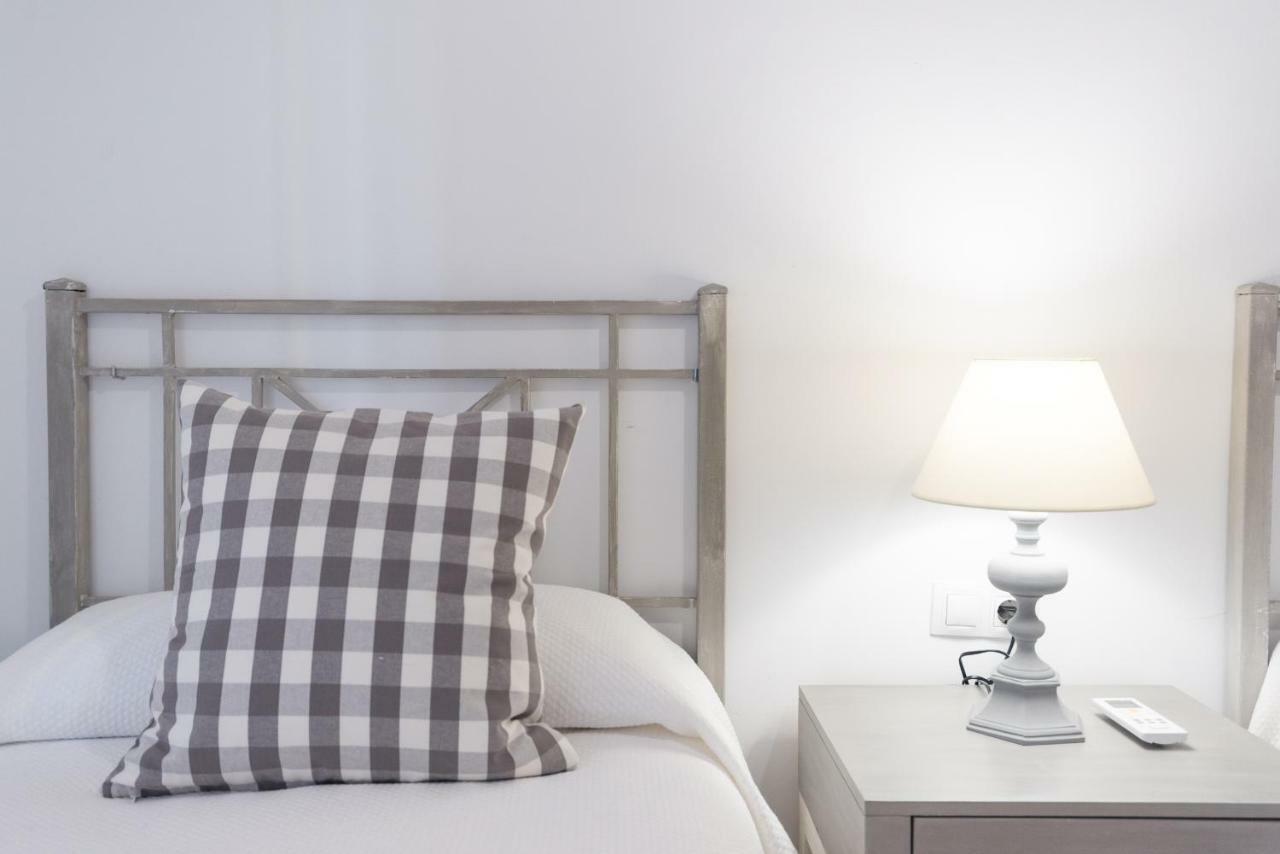 Apartamento Con Encanto En Primera Linea De Playa Malaga Zewnętrze zdjęcie